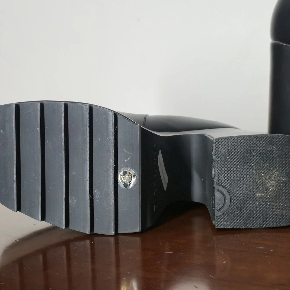 Women's LAMODA Doll Black Platform Slip-on Calf Boots Size 7 Gothic Alternative - Picture 4 of 9